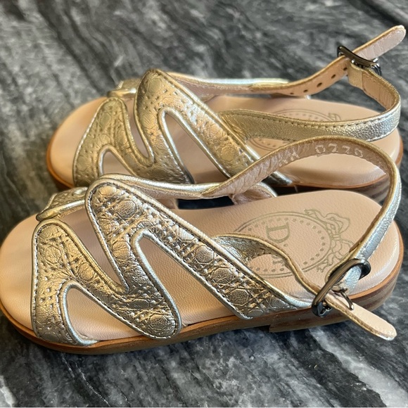 Christian Dior Cannage Leather Baby Sandals - Picture 3 of 10